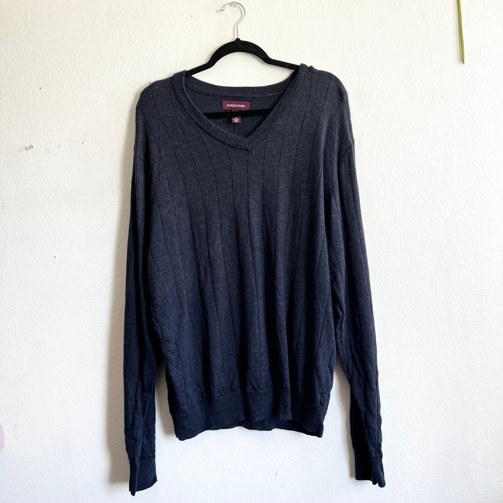 Nordstrom Sweater Mens XL Blue 100%‎ Merino Wool V Neck Casual Cozy Winter